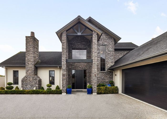  at 10 Peninsula Point, Huntington, Hamilton, Waikato