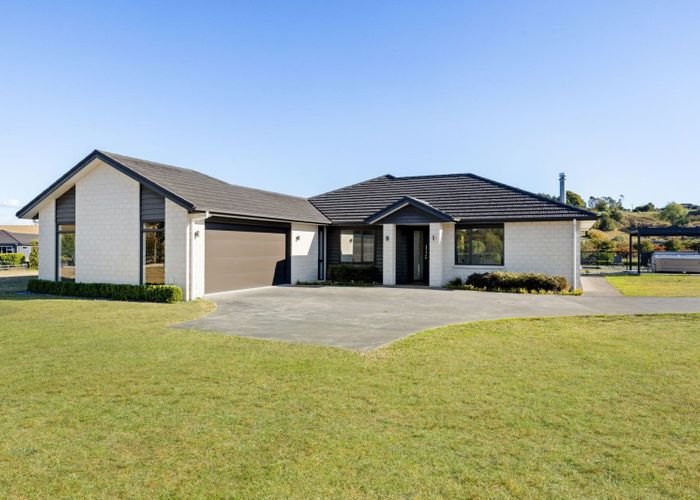  at 13 Houkura Place, Taupaki