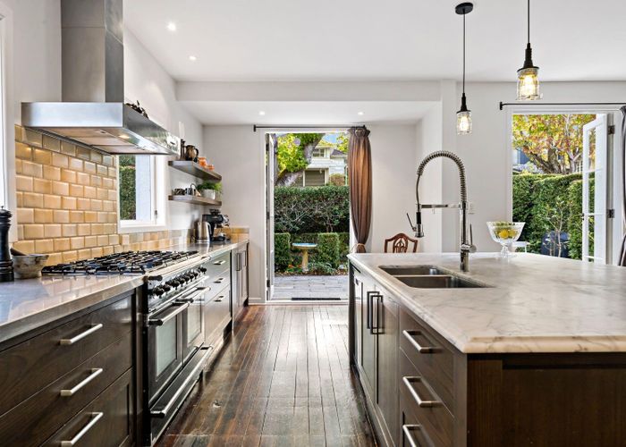  at 30 Mahoe Avenue, Remuera, Auckland City, Auckland