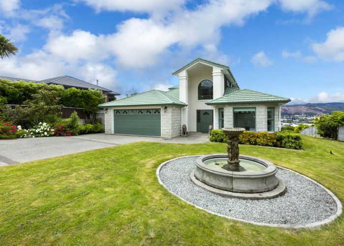  at 51 Riverstone Drive, Riverstone Terraces, Upper Hutt