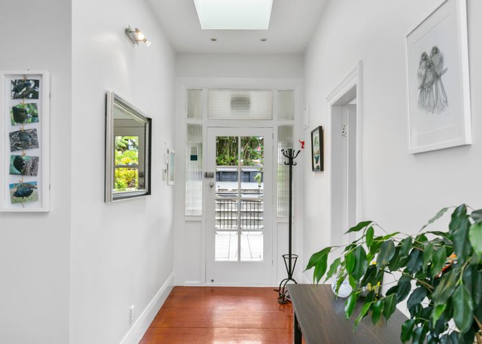  at 8 Whitu Street, Khandallah, Wellington