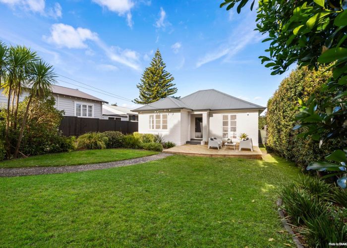  at Alberta Street, Point Chevalier, Auckland City, Auckland