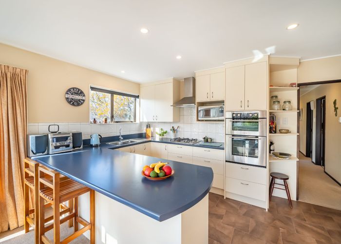  at 4 Raynham Way, Silverstream, Upper Hutt