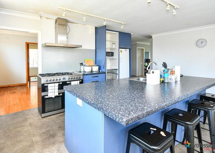  at 28 Fairview Road, Papatoetoe, Auckland