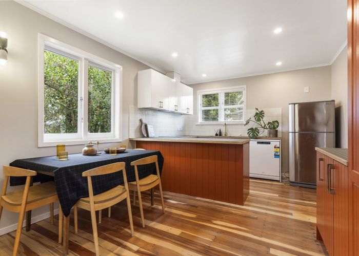  at 24D Clinton Avenue, Te Atatu Peninsula, Waitakere City, Auckland