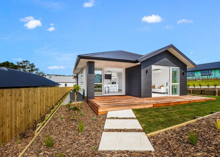  at 95 Glenvar Ridge Road, Long Bay, Auckland