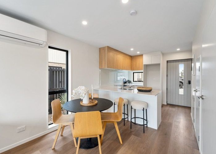  at 11 Jabuka Street, Glen Eden, Waitakere City, Auckland