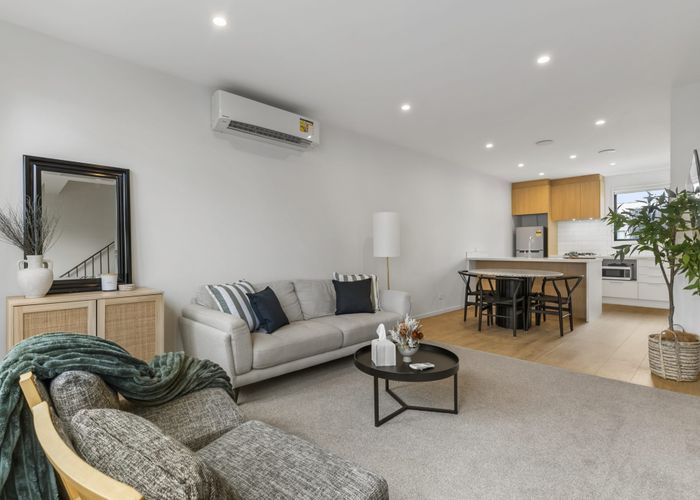  at 7 Orona Place, Takanini, Auckland