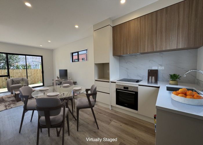  at 4/35 Crawford Avenue, Mangere Bridge, Manukau City, Auckland