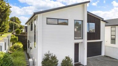  at 14 Peet Avenue, Royal Oak, Auckland
