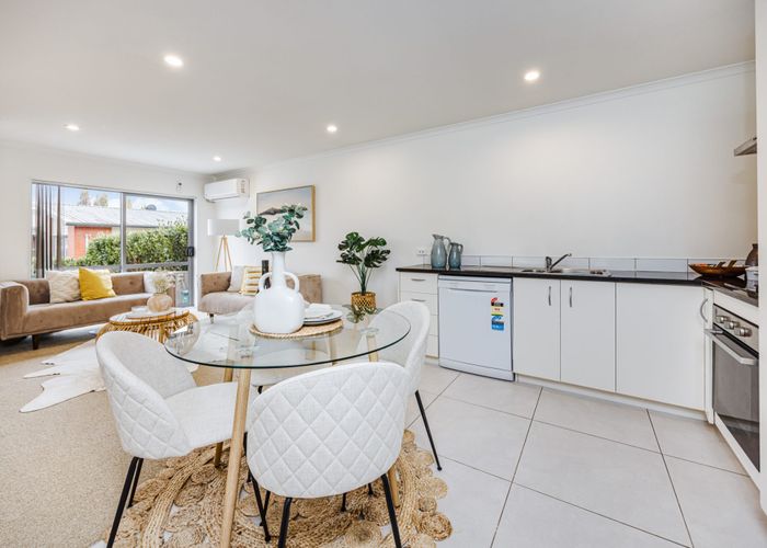  at 8/46 Park Estate Road, Rosehill, Papakura, Auckland