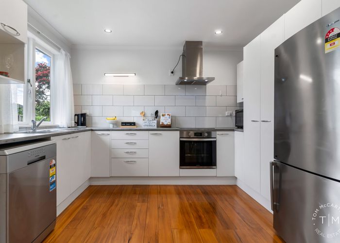  at 15 McInnes Road, Weymouth, Manukau City, Auckland