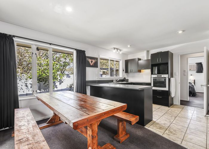  at 2/74 Russley Road, Russley, Christchurch