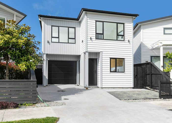  at 3 Riroriro Road, Hobsonville, Waitakere City, Auckland