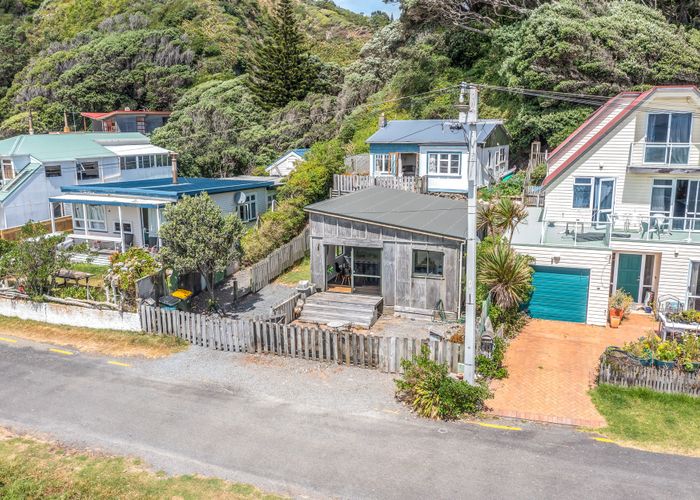  at 27 Ocean Parade, Pukerua Bay, Porirua