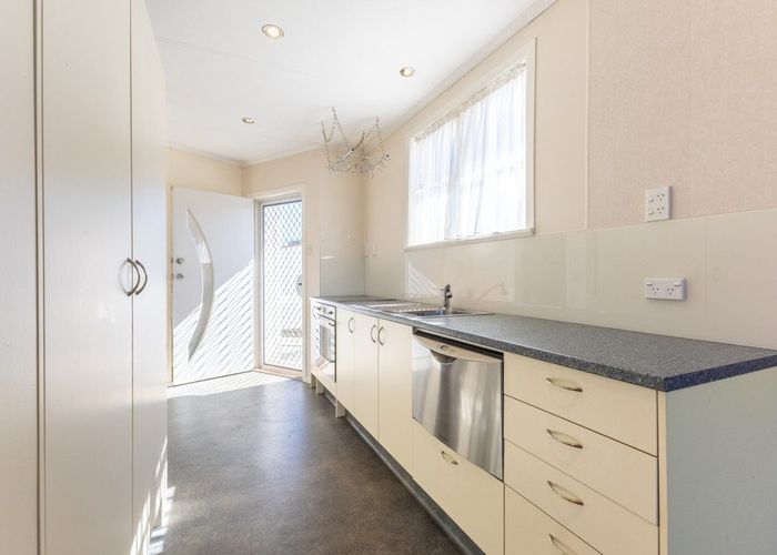  at 2 Laurel Place, Awapuni, Palmerston North, Manawatu / Whanganui