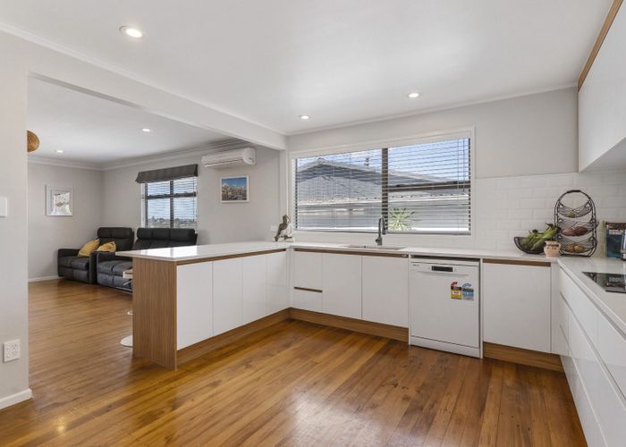  at 12A Hoskins Avenue, Hillsborough, Auckland City, Auckland