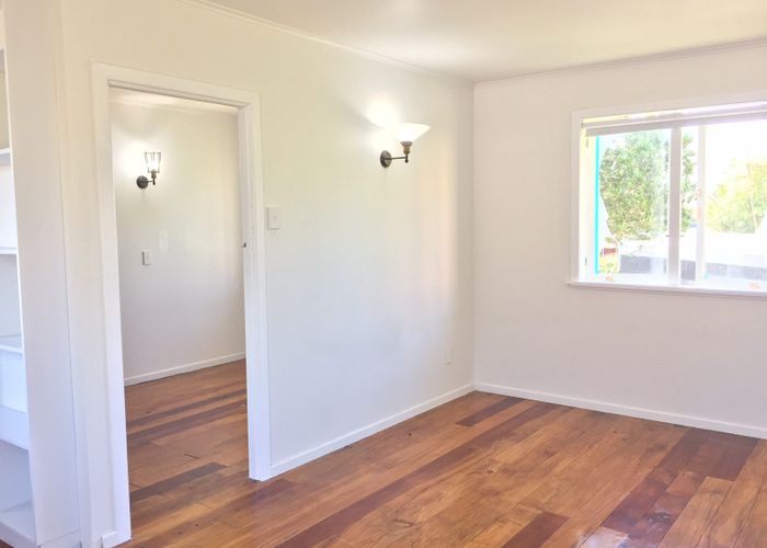  at 5/1710 Great North Road, Avondale, Auckland City, Auckland