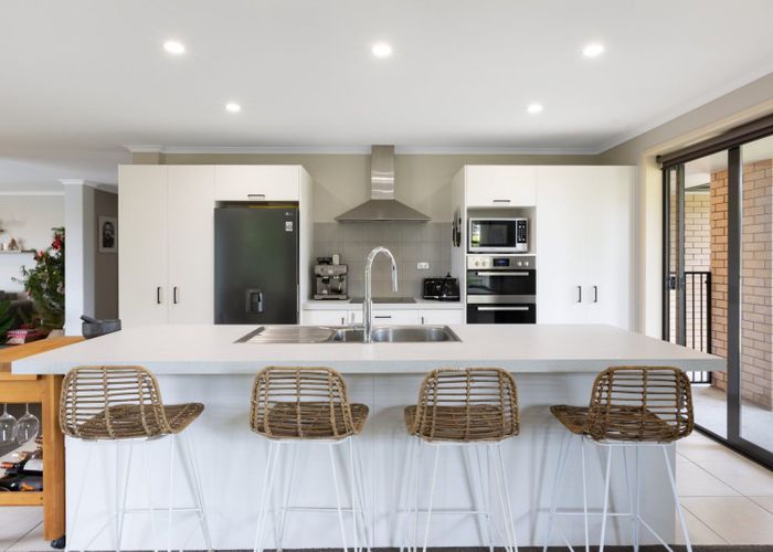  at 142 Longview Drive, Papamoa Beach, Papamoa