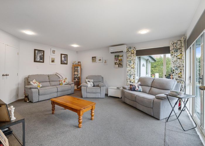 at 2 Blairdon Place, Bishopdale, Christchurch