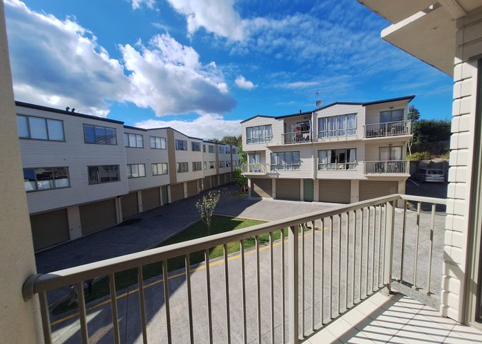  at 34/120 Beach Haven Road, Beach Haven, North Shore City, Auckland