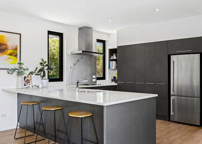  at 20 Whaka Terrace, Huntsbury, Christchurch