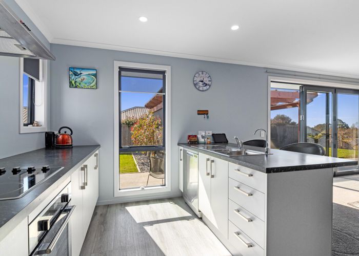 For sale 7 Koi Crescent, Mapua, Tasman, Nelson / Tasman homes.co.nz