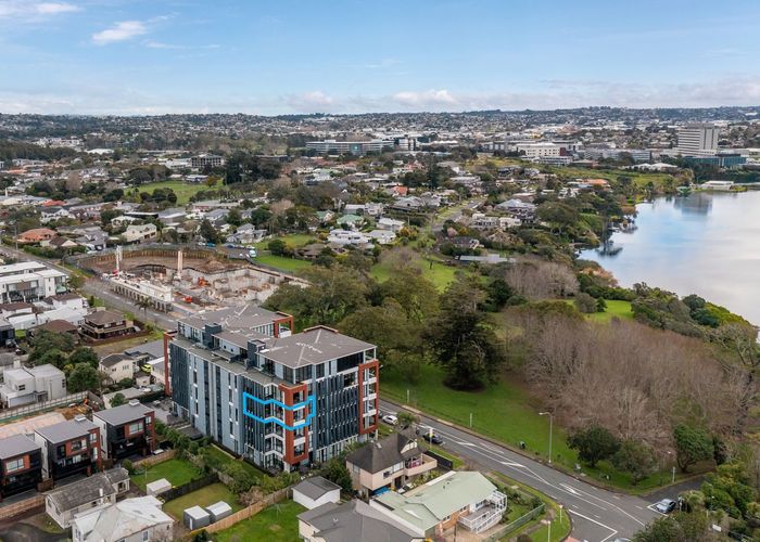  at 302/28 Killarney Street, Takapuna, Auckland