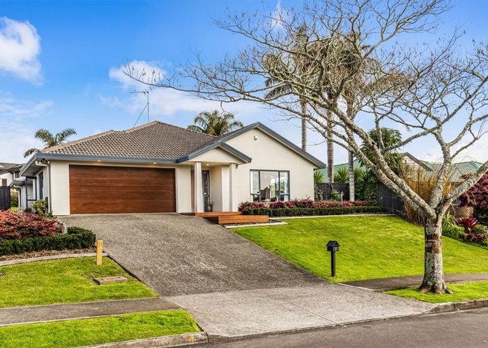  at 87 Te Wharau Drive, Greenhithe, North Shore City, Auckland