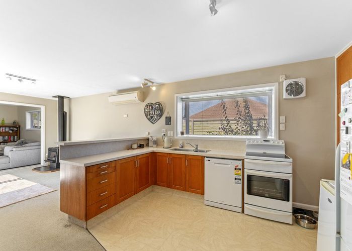  at 39 Jocelyn Street, Casebrook, Christchurch
