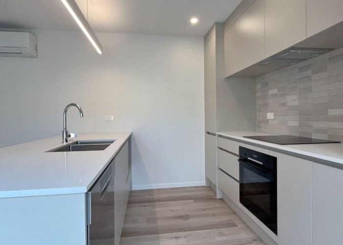  at 10B Line Road, Glen Innes, Auckland City, Auckland