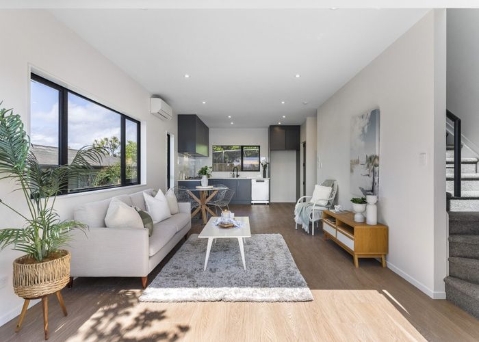  at 1B Castleton Street, Birkdale, North Shore City, Auckland