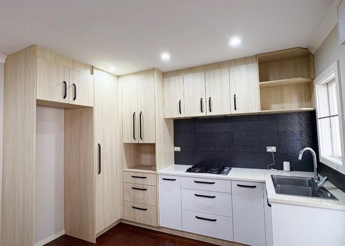  at 2/32 Watea Street, Sandringham, Auckland City, Auckland