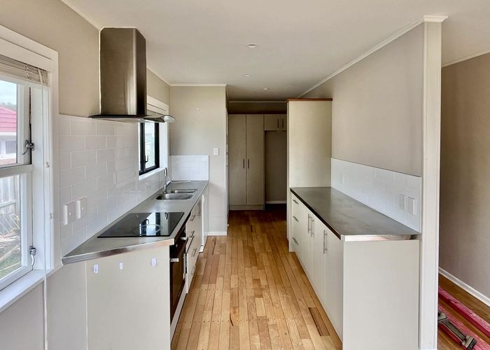  at Mangere East, Manukau City, Auckland