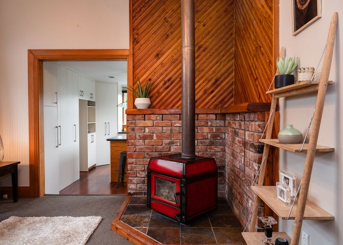  at 39 Signal Hill Road, Opoho, Dunedin