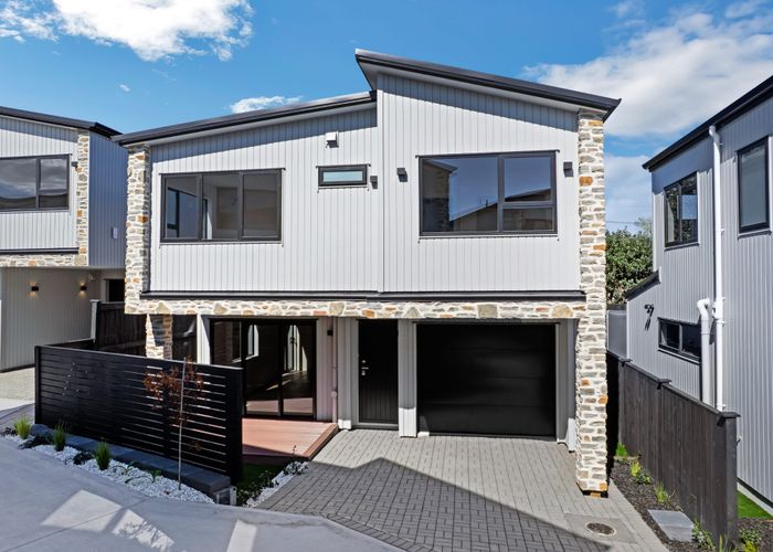  at 9B Addison Street, Blockhouse Bay, Auckland City, Auckland