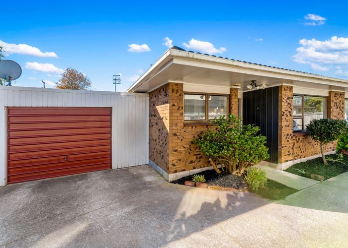  at 5/45 Fowlds Avenue, Sandringham, Auckland