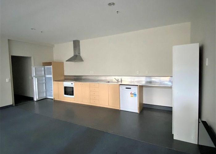  at 2/27 Hanson Street, Mount Cook, Wellington