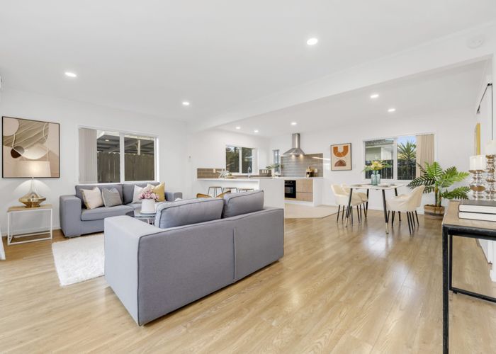  at 2/242 Pakuranga Road, Pakuranga Heights, Auckland