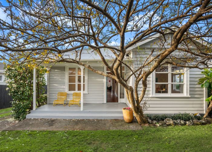  at 4 Halesowen Avenue, Sandringham, Auckland