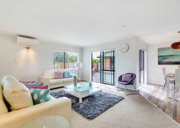  at 1 Rutgers Place, Albany, Auckland