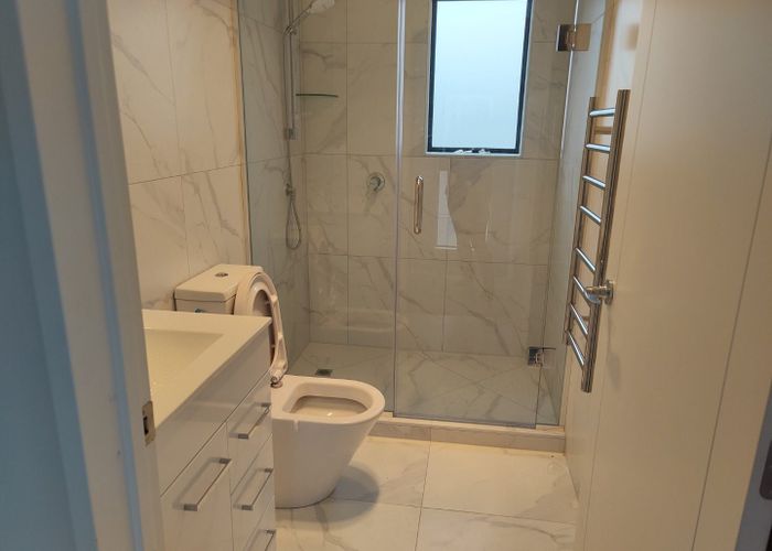  at 2/16 William Roberts Road , Pakuranga, Manukau City, Auckland