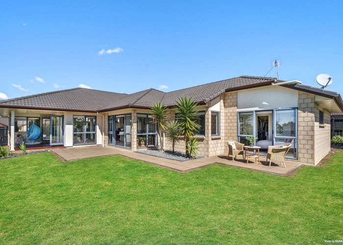  at 13 Corrofin Drive, East Tamaki, Auckland