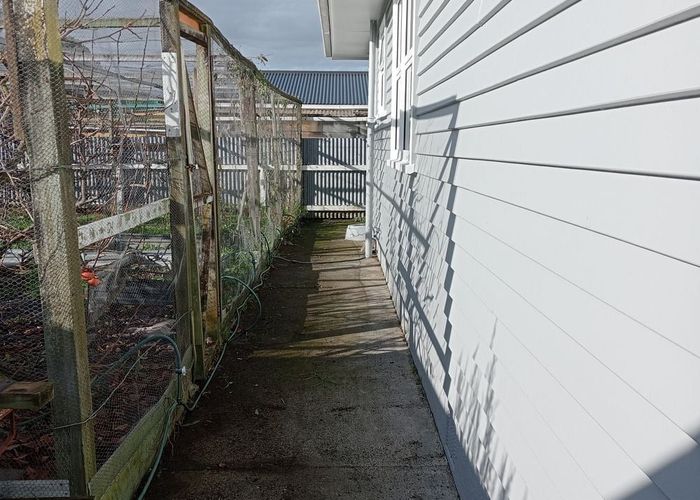  at 8 Greenock Place, Awapuni, Palmerston North, Manawatu / Whanganui