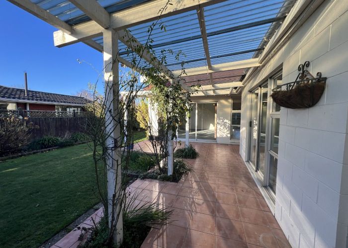  at 11 Camberwell Place, Avonhead, Christchurch City, Canterbury