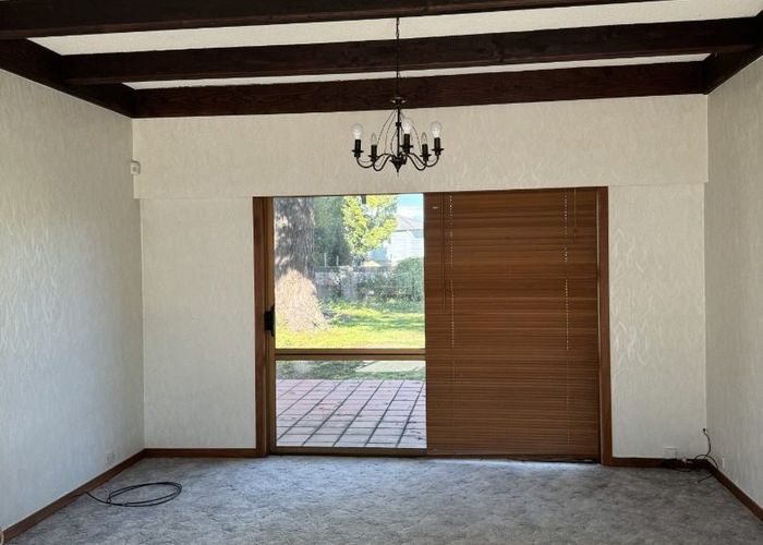  at 88 Sturges Rd, Henderson, Waitakere City, Auckland