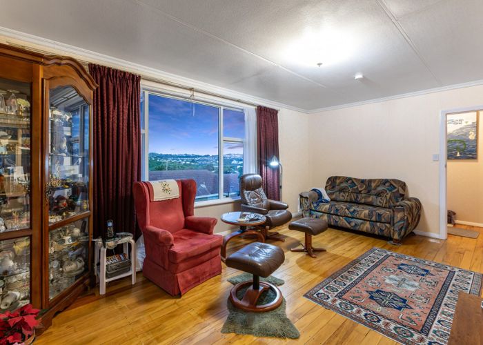  at 48 Te Pene Avenue, Titahi Bay, Porirua, Wellington