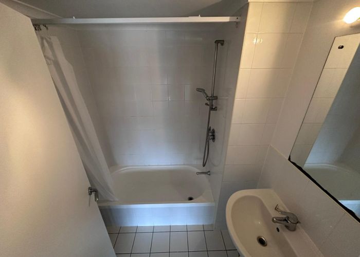  at 7C/18 Ronwood Ave, Manukau, Manukau City, Auckland