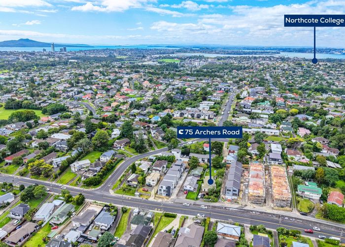  at 75 Archers Road, Hillcrest, North Shore City, Auckland