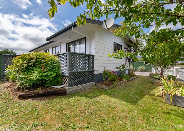  at 96 Totara Park Road, Totara Park, Upper Hutt